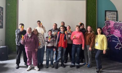 У Vcentri HUB відбулося арттерапевтичне заняття для підопічних Центру «Трамплін»